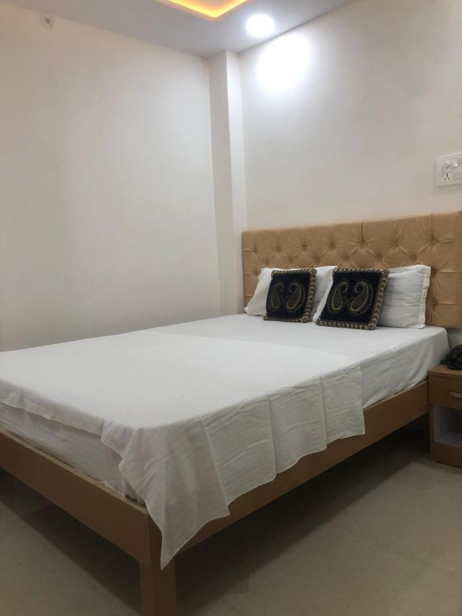 Purple Lotus Hotel Varanasi Eksteriør billede